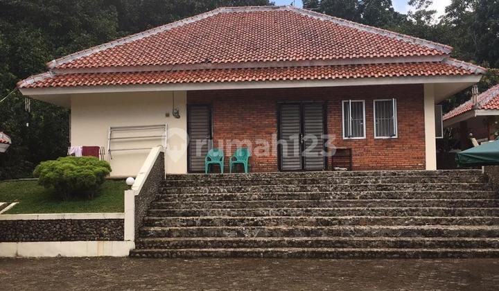 For Quick Sale: Fully Furnished Carita Anyer Villa in Pandeglang, Banten, Ready to Occupy