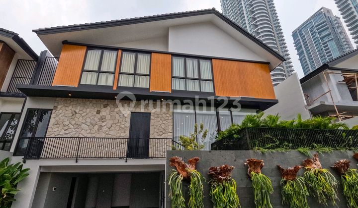Brand New House Modern Tropical in Kemang, South Jakarta