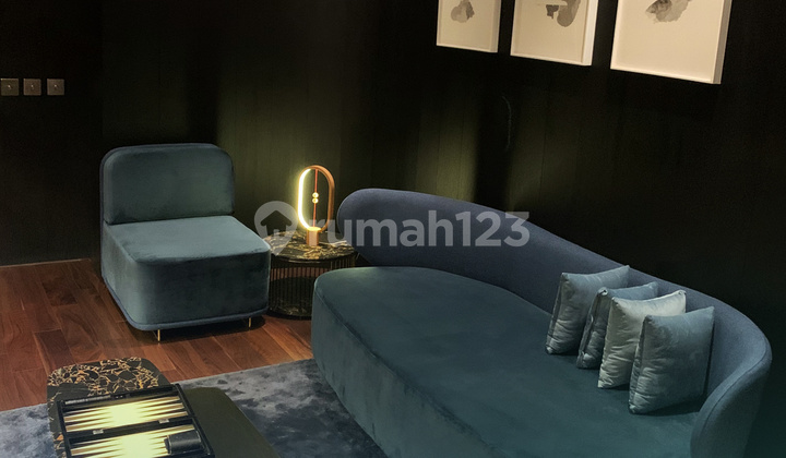 ruang tamu dijual apartemen premium di tengah