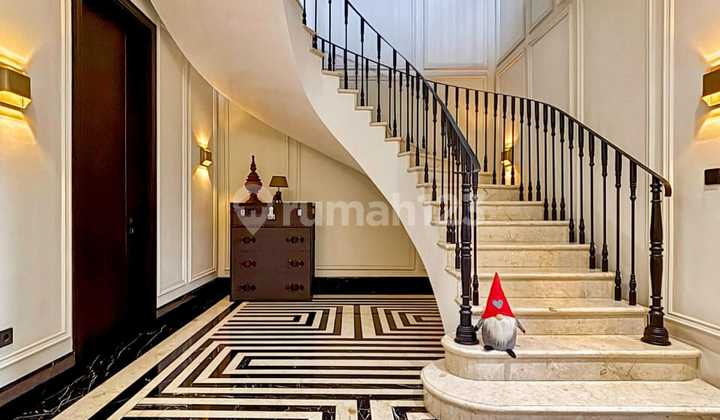Rumah Mewah Semi Furnished Di Bintaro, Lokasi Strategis SHM