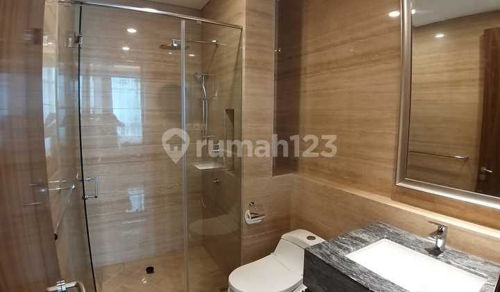 For Rent Strategic Location Apartment - Kuningan, South Jakarta 2