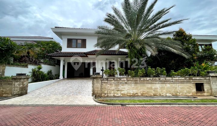 For Sale Luxury House Inside Townhouse in Pejaten/Kemang Area