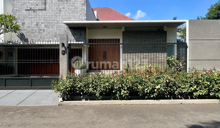 For Sale Tropical Modern House In Kemang