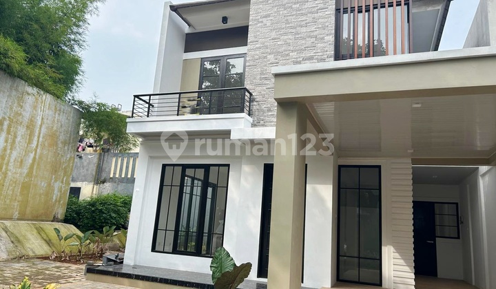 Jual Rumah Bagus Sudah Renovasi Total & Ada Tanah Lebih Samping Rumah Yang Bisa Di Manfaatkan Cluster Kota Wisata 2