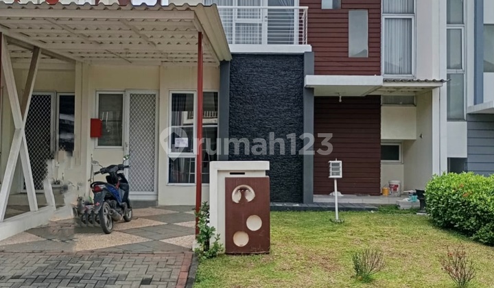 Selling a Nice, Well-Maintained, Tidy, Clean, Move-in Ready 2-Story House in Favorite Cluster of Kota Wisata Selling a Nice, Well-Maintained, Tidy, Clean, Move-in Ready 2-Story House in Favorite Cluster of Kota Wisata