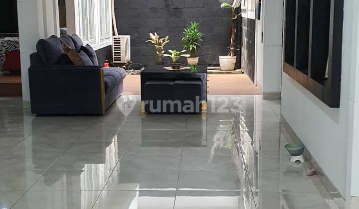 Selling a Nice, Tidy, Well-Maintained & Ready-to-Occupy House in the Favorite Cluster of Kota Wisata 2