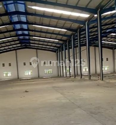 Rent a nice ready-to-use warehouse, area 1750, Cikupa Tangerang - Mit.