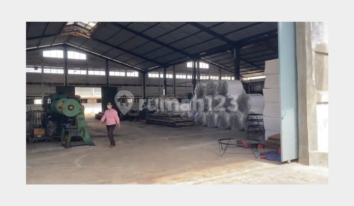 for sale Factory land area 2 hectares building area 7000 square meters Pasar Kemis Tangerang