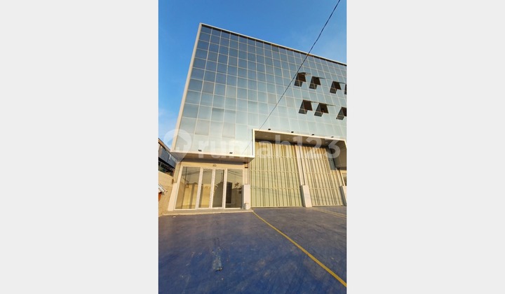 For Rent: Good Warehouse, Building Area 687 sqm, 2 Floors, Kalideres, West Jakarta For Rent: Good Warehouse, Building Area 687 sqm, 2 Floors, Kalideres, West Jakarta