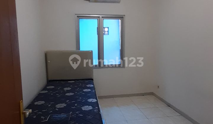 For sale 2-story shop house in Taman Surya 5, West Jakarta 2