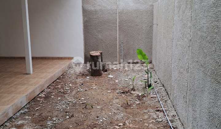 Beautiful Good House Ready to Occupant Griya Lokas BSD, Tangerang 2