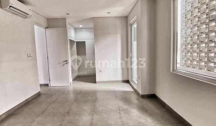 Nice Beautiful 4 Bedroom House in Intercon 2