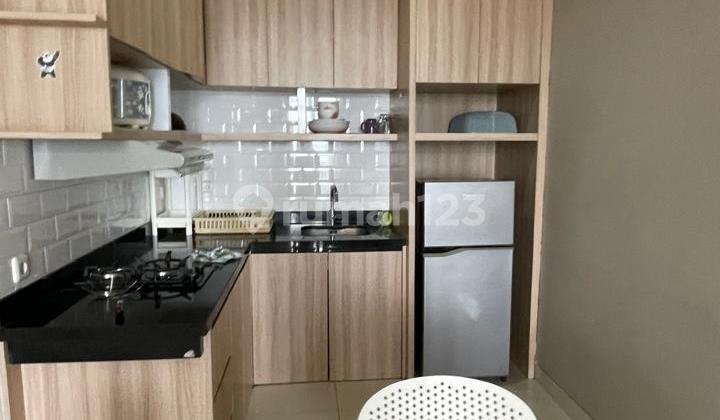 2 Bedrooms Ready to Occupy Middle Floor