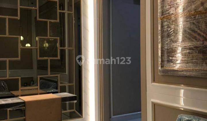 Rumah Cantik Mewah Modern Siap Huni Full Furnished Baru Renovasi Total Taman Permata Buana, Jakarta Barat  2