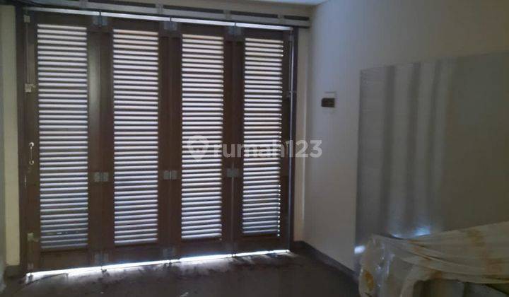  Rumah Unfurnished Baru di Luxmore, BSD Green Wich 2