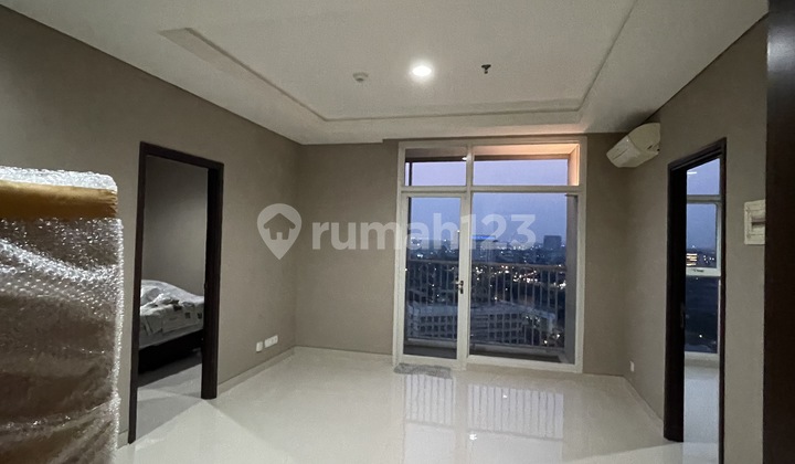 apartemen ekslusif ciputra international 2 Br semi furnished siap huni jakarta barat Baru
