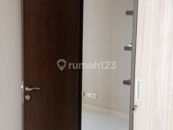  Apartemen Ciputra International 1 Kamar Tidur Amsterdam Lantai Rendah Hook Semi Furnished Baru