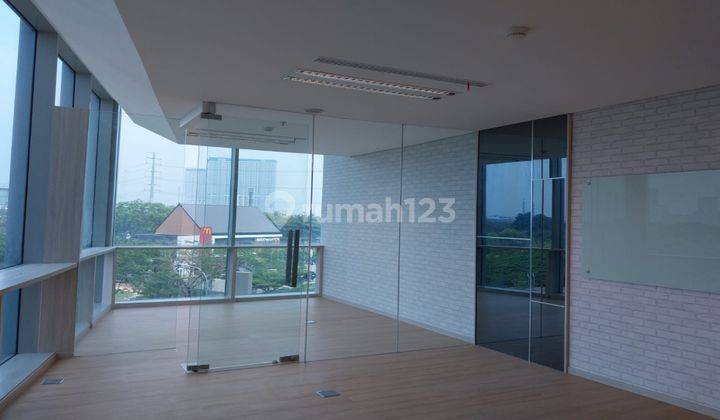  Kantor di Puri Indah 55 m² Semi Furnished Ciputra International Propan Jakarta Barat  2
