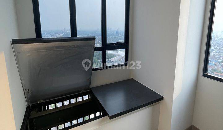 Murah Siap Huni Apartemen Collins Boulevard 2 Kamar Tidur Semi Furnished Baru 2