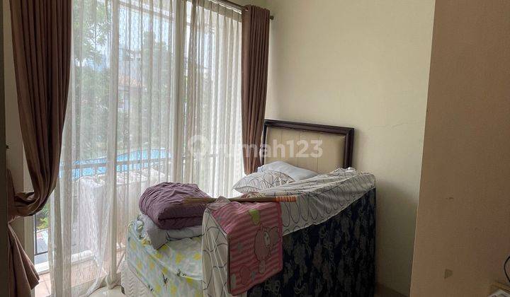 Rumah 4 Kamar View Resort Semi Furnished Bagus SHM - Sertifikat Hak Milik di Puri Mansion