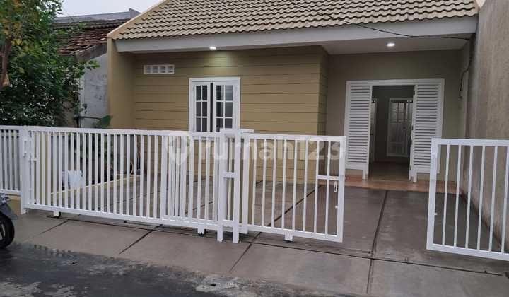 Beautiful Good House Ready to Occupant Griya Lokas BSD, Tangerang Beautiful Good House Ready to Occupant Griya Lokas BSD, Tangerang