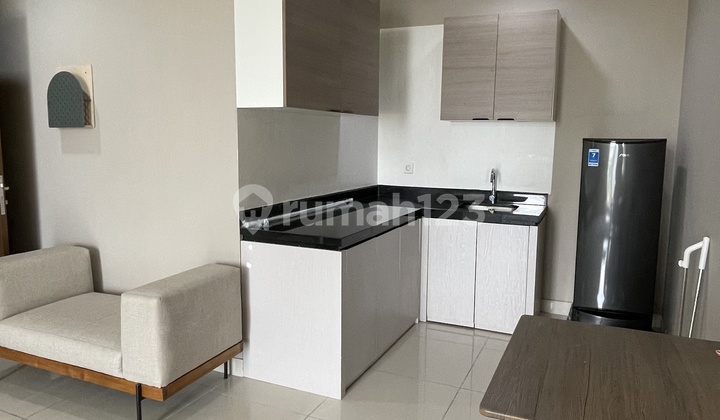 Apartemen 1 Kamar Tidur Furnished Bagus 2