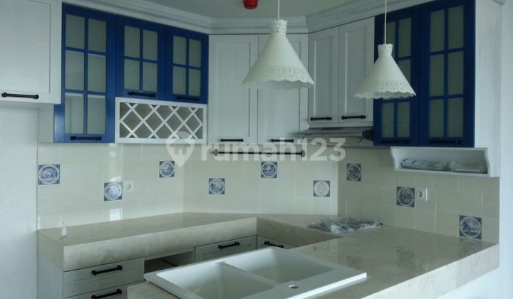 Apartement St. Moritz New Royal 2 BR Furnished Bagus 2