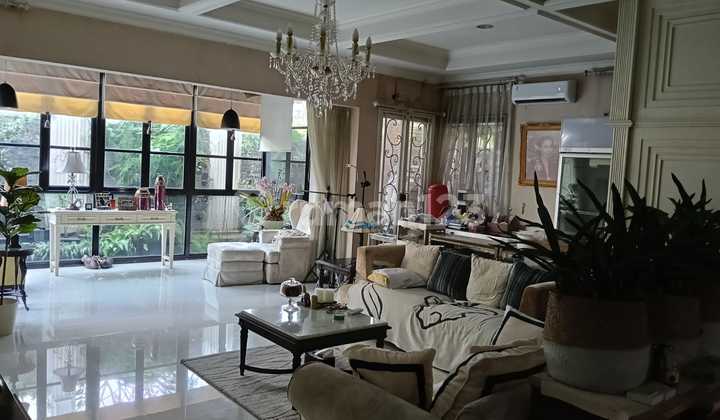 Rumah Bagus cantik dan terawat SHM Puri Indah, Jakarta Barat Rumah Bagus cantik dan terawat SHM Puri Indah, Jakarta Barat