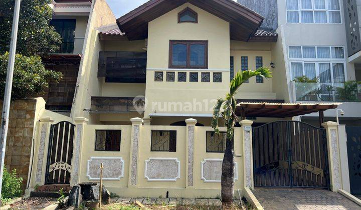 Rumah 2 Lantai 4 Kamar Tidur Lantai Marmer Disewakan Permata Buana, Jakarta Barat 1