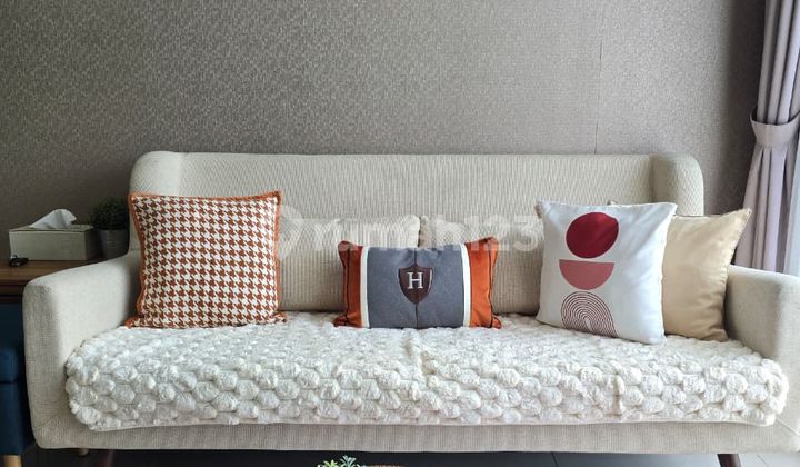 2 Rooms with Luxurious and Beautiful Design, Brand New Ready to Occupy, Near Puri Mansion