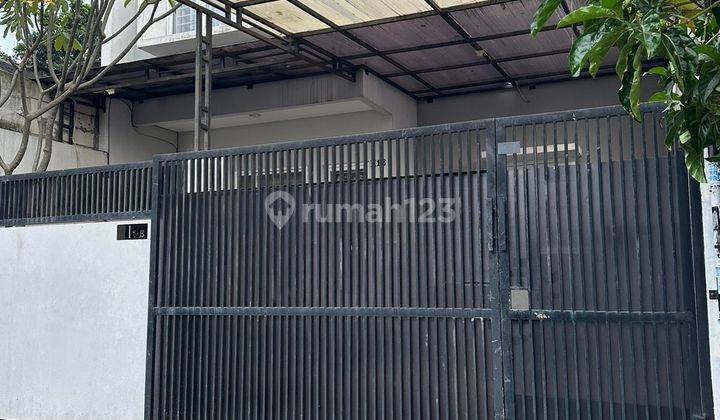 Rumah Disewakan Bagus Semi Furnished Joglo, Jakarta Barat