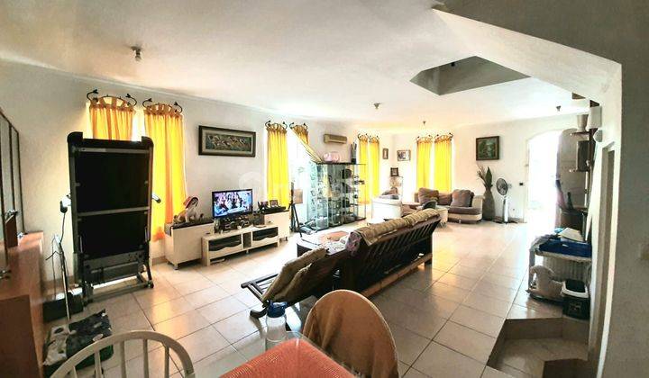 Rumah Hoek, 2 Lantai Bagus SHM di Taman Provence Bsd City 1