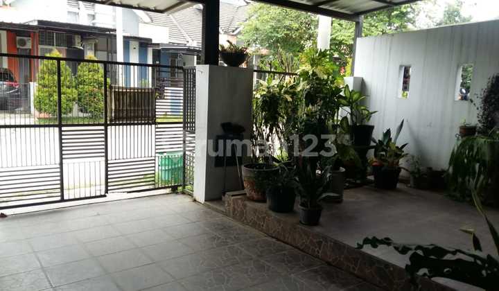 Minimalist House In Gading Serpong 1.5 Floors Good SHM Ready To Occupy