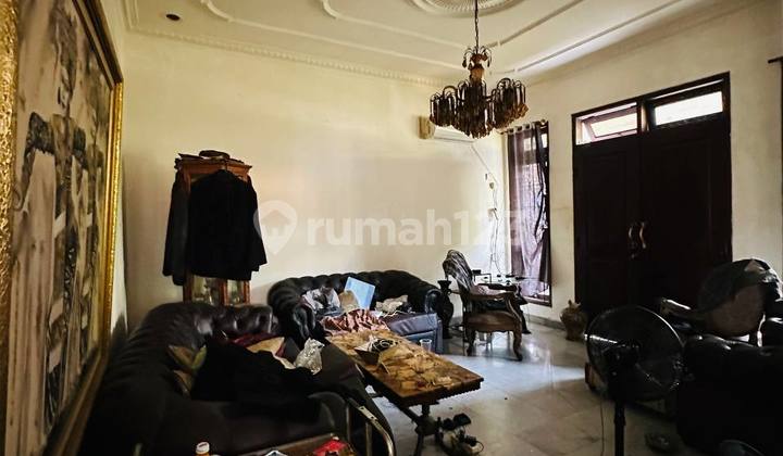 Rumah Jakarta Selatan Cuma 200 Mtr ke Jalan Utama Antasari