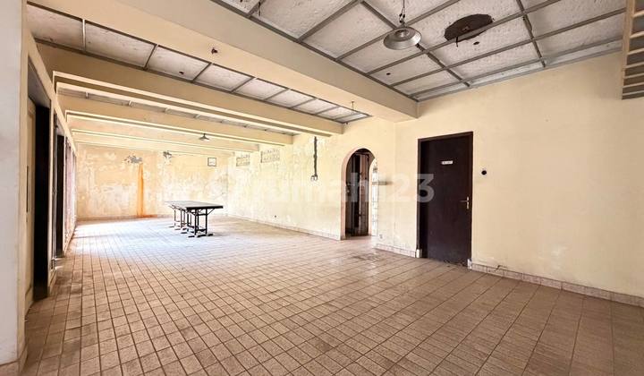 Classic Thematic House in Cinere with a Very Strategic Location, 2