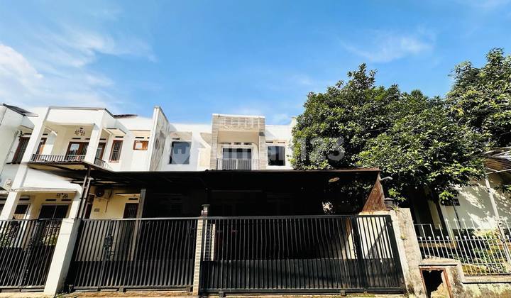 Rumah Luas & Siap Huni di Ciputat - Cocok untuk Keluarga Besar Rumah Luas & Siap Huni di Ciputat - Cocok untuk Keluarga Besar