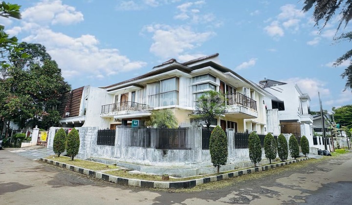 Rumah Besar harga terbaik dimegacinere