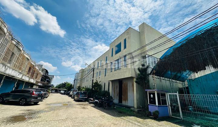 Ruko, 3 Lantai, di Pondok Cabe