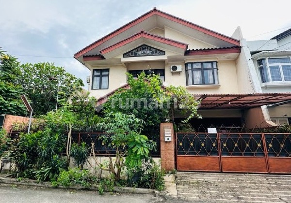 Rumah Asri dan Luas di Mega Cinere –  Lokasi Strategis!
