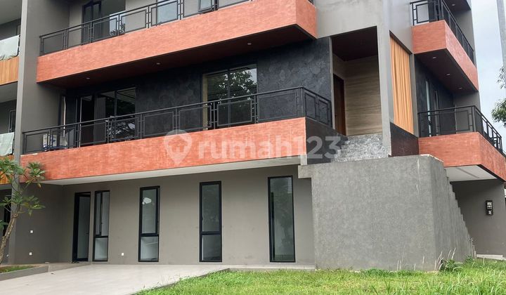 Jual Rmh Mewah Feronia Park Alsut Tng