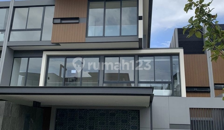 Sell Luxury House Lyndon Navapark BSD Tangerang