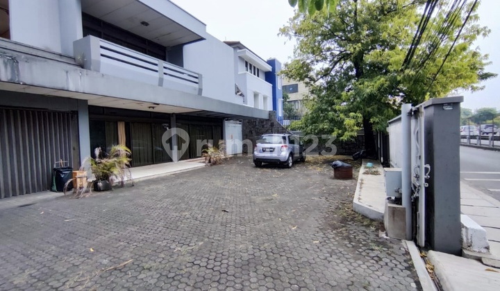 Commercial House For Rent By Mr. Arjuna West Jakarta 2