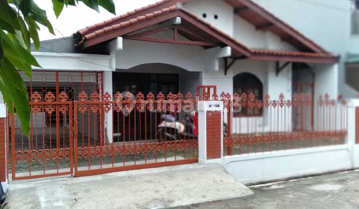 Rumah Bagus Luas Tidak Banjir Strategis Jatiwaringin Asri Rumah Bagus Luas Tidak Banjir Strategis Jatiwaringin Asri