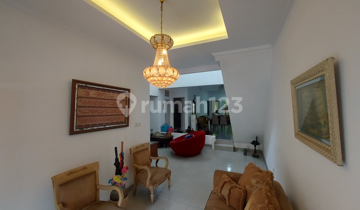 Rumah Jatiwaringin Bagus Tidak Banjir Modern 2