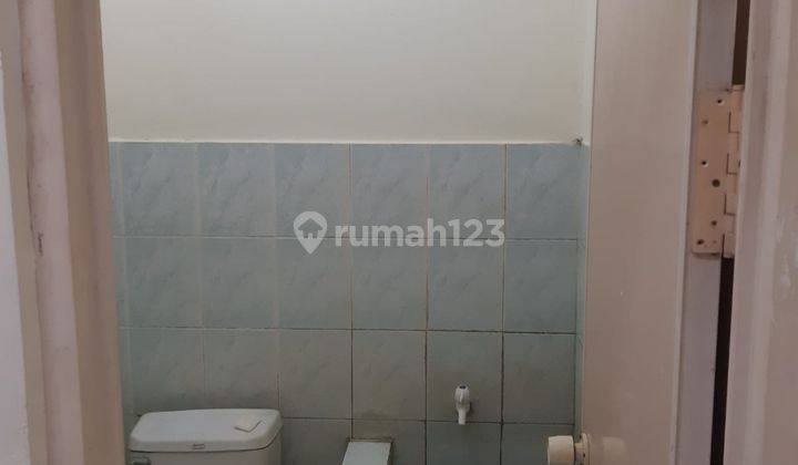 Dijual Rumah Semi Furnished dan Lokasi Strategis di Tangerang Selatan 14