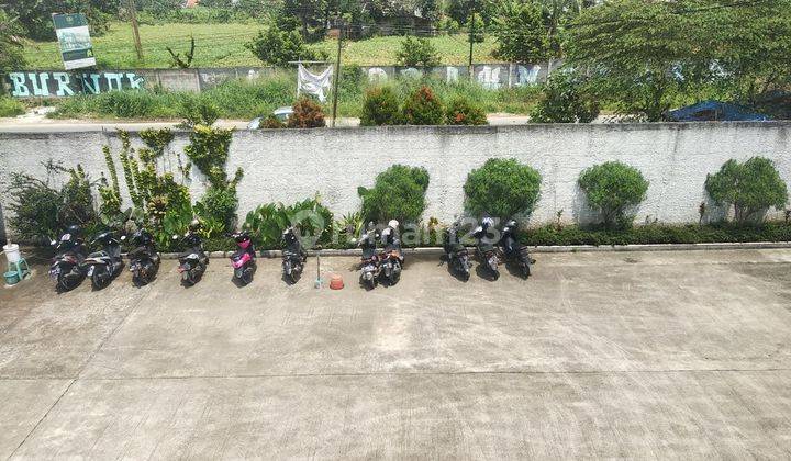 Gudang siap pakai di Kemang dekat jalan Soleh iskandar 8