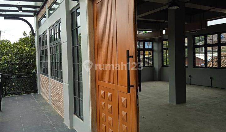 Disewakan Rukan /Ruko 3 Lantai + 1 Basement di Bogor Utara 2
