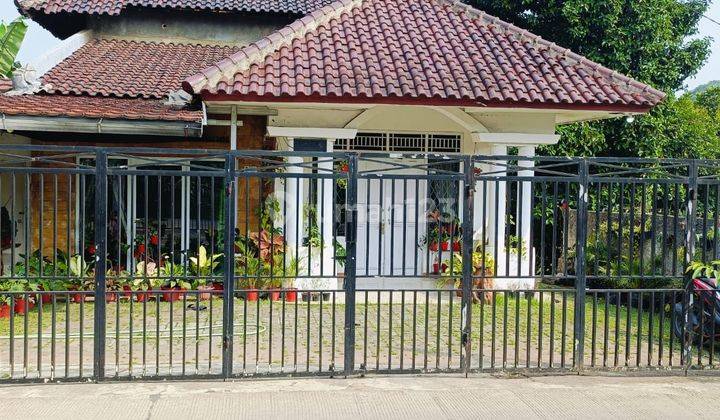 Rumah Pinggir Jalan Cocok Untuk Usaha di Tajurhalang Bogor
 2