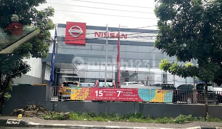 Showroom dijual di jalan raya serang cikupa tangerang 1