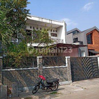 Rumah dijual di kavling DKI kembangan jakarta barat 2